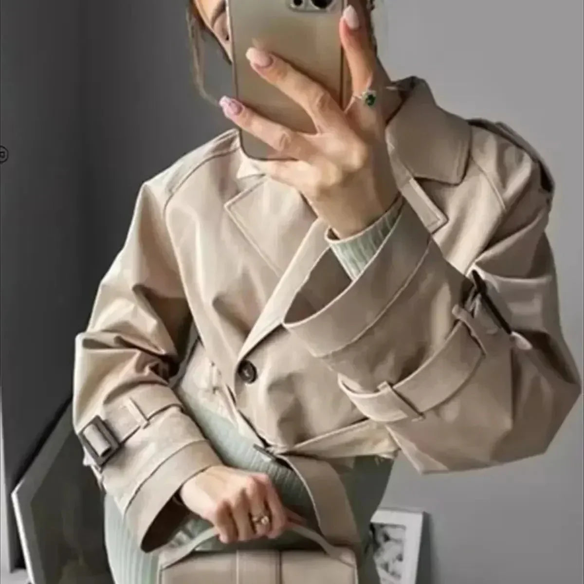 Saylor | Women’s Cropped Trench Coat