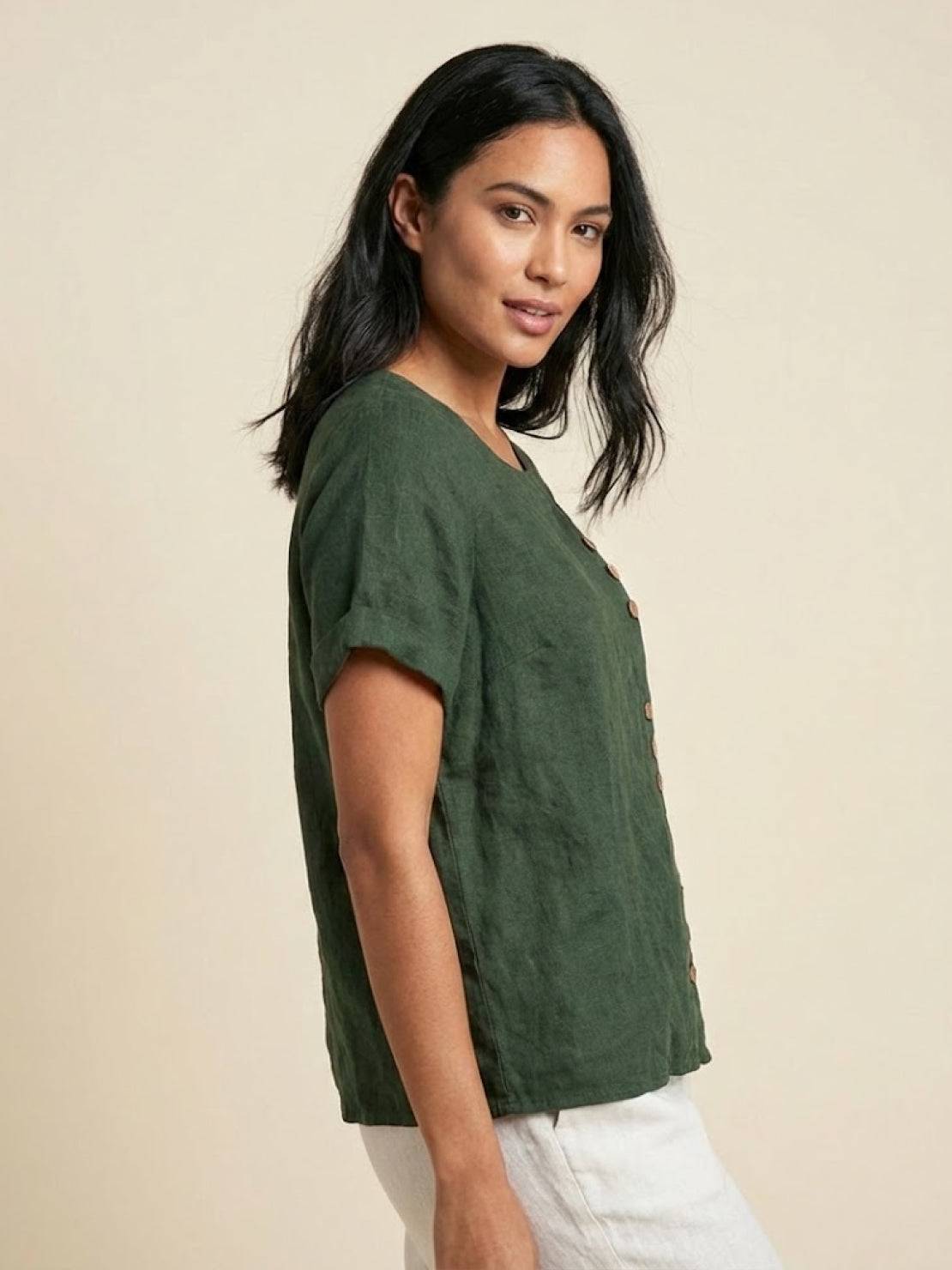 Anne | Women’s Linen Round Neck Button Blouse