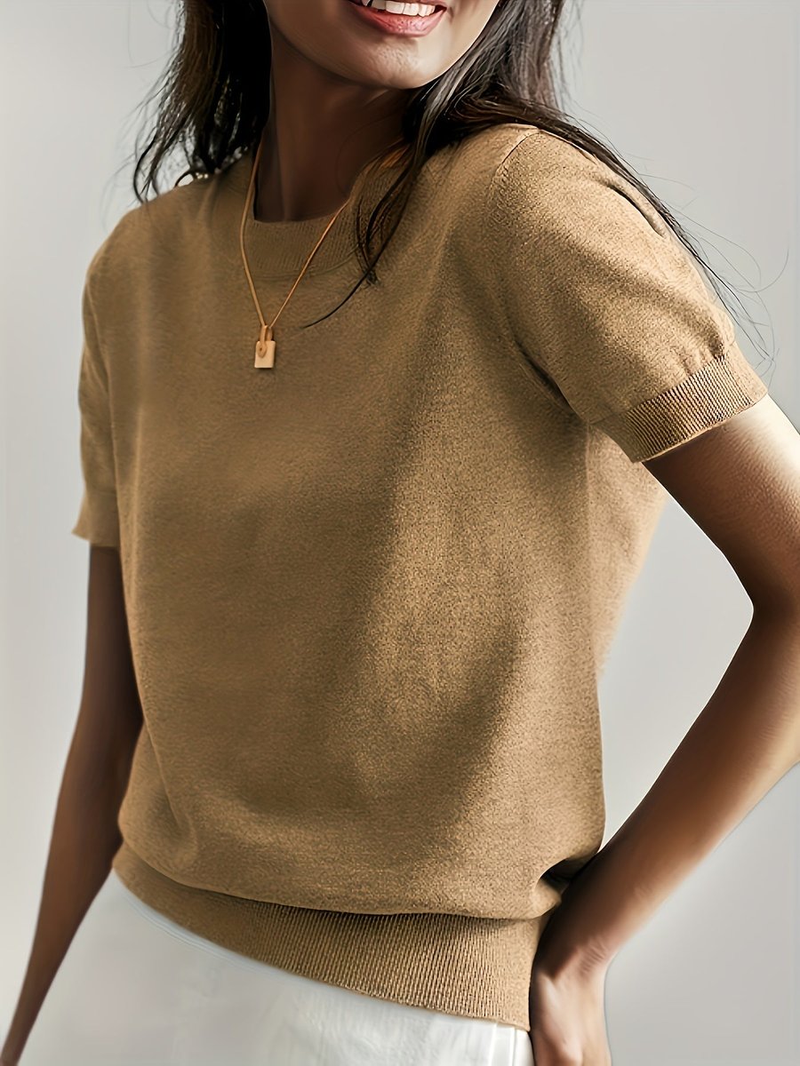 Corinne | Women’s Short-Sleeve Top