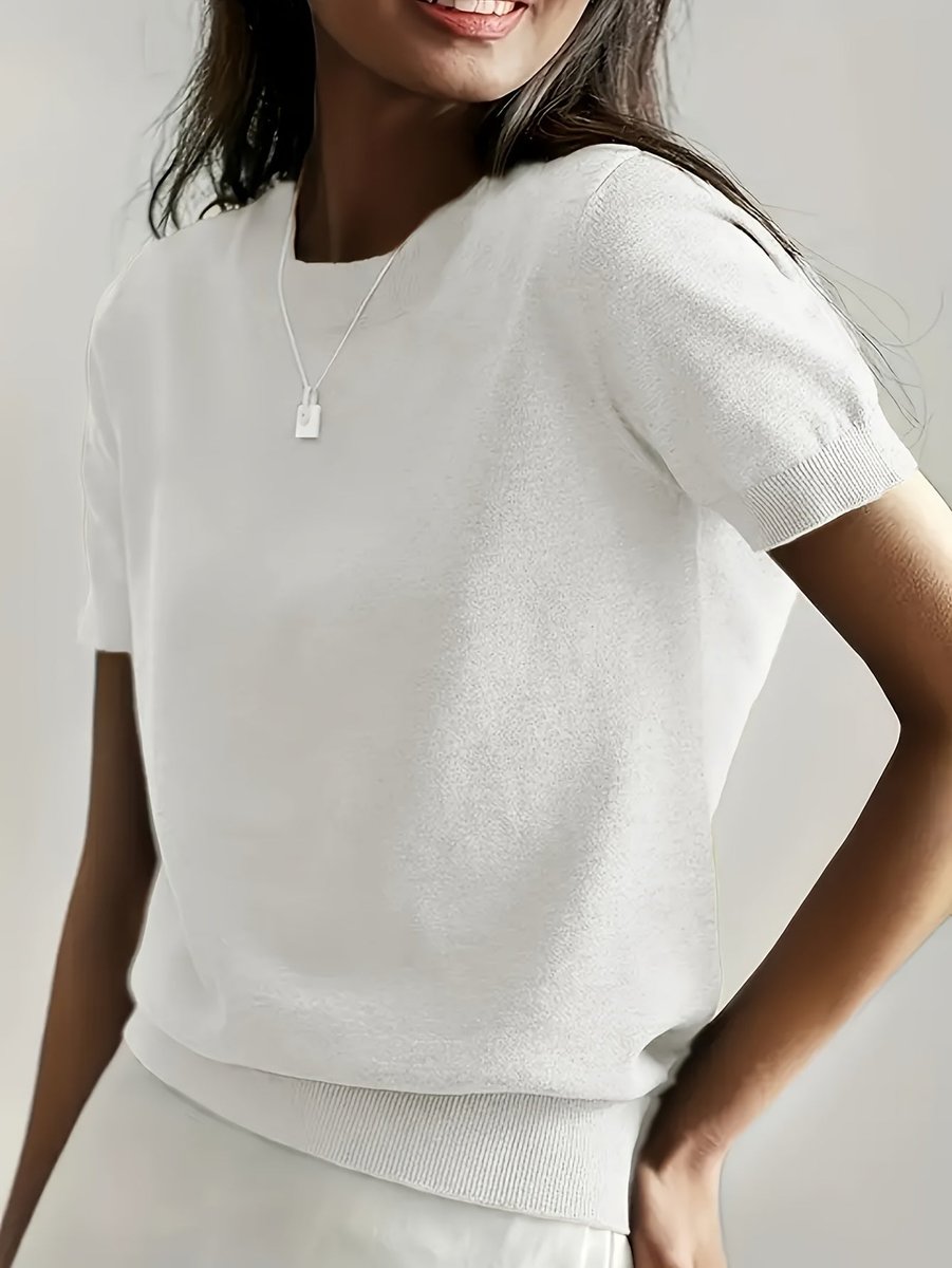 Corinne | Women’s Short-Sleeve Top